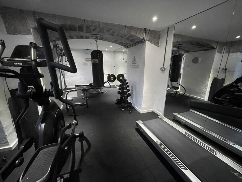 The Classrooms, Loch Ness Abbey, Pool & Spa - Fort Augustus, United Kingdom