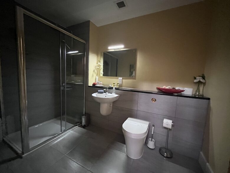 The Classrooms, Loch Ness Abbey, Pool & Spa - Fort Augustus, United Kingdom