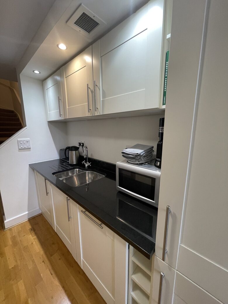 The Classrooms, Loch Ness Abbey, Pool & Spa - Fort Augustus, United Kingdom