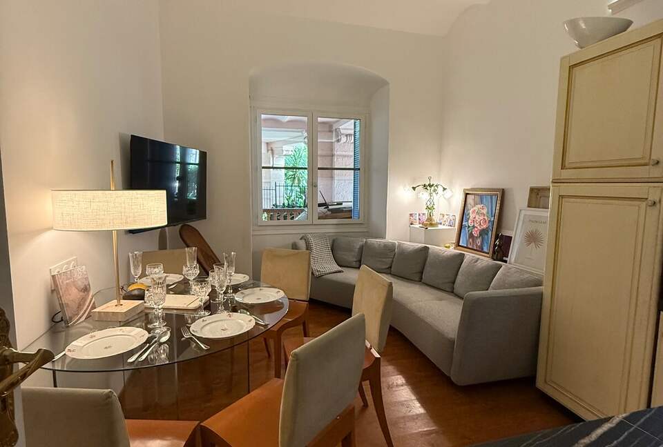 Belle Époque Restomod Apartment - Menton, France