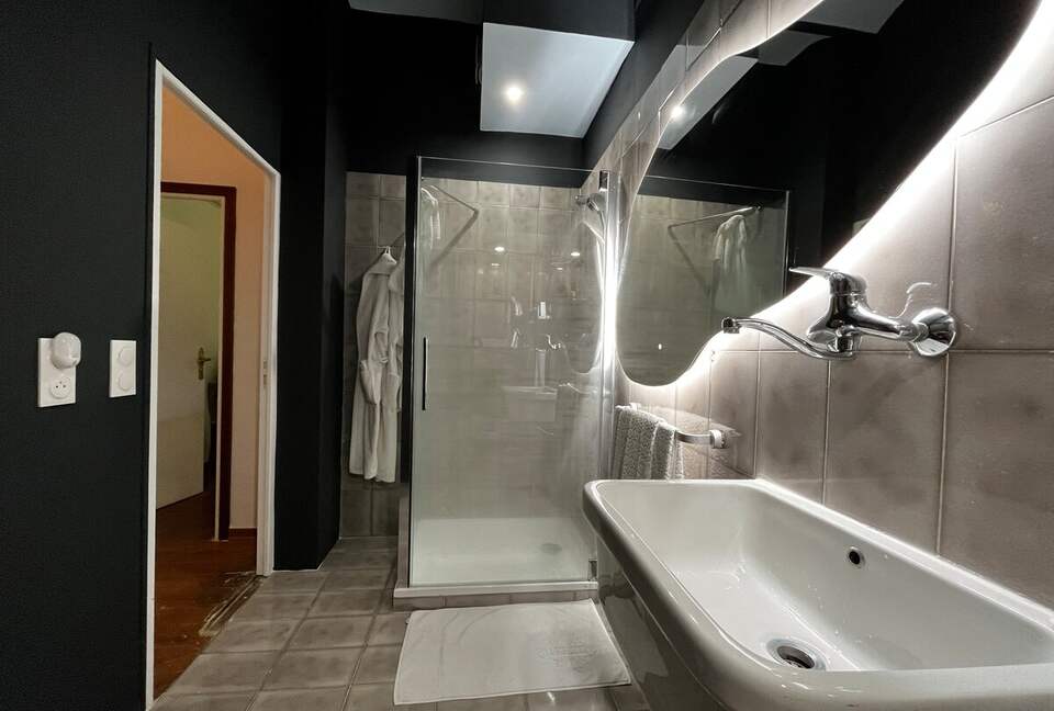 Belle Époque Restomod Apartment - Menton, France