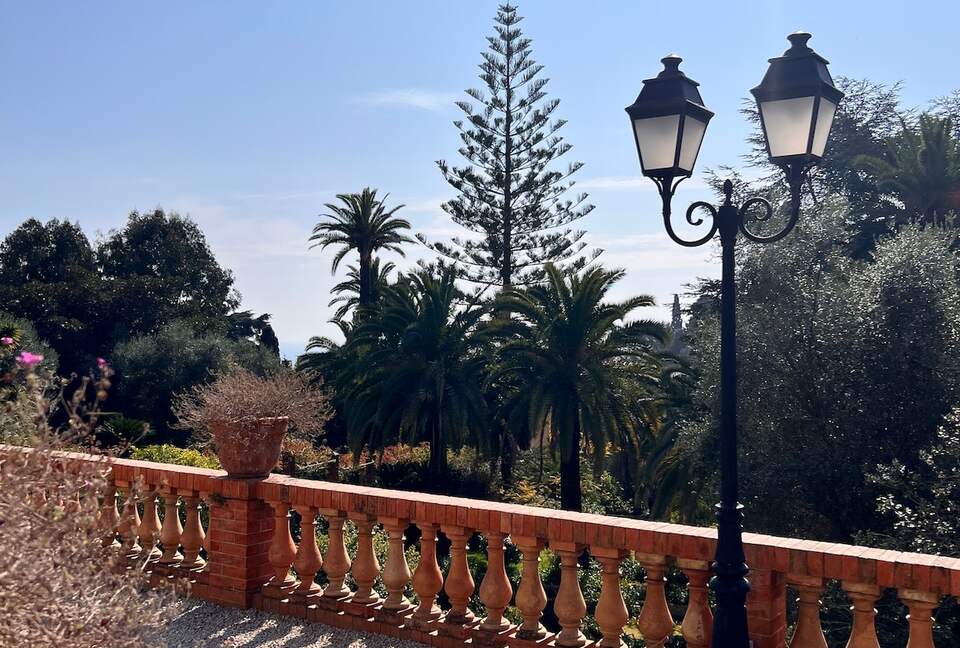 Belle Époque Restomod Apartment - Menton, France