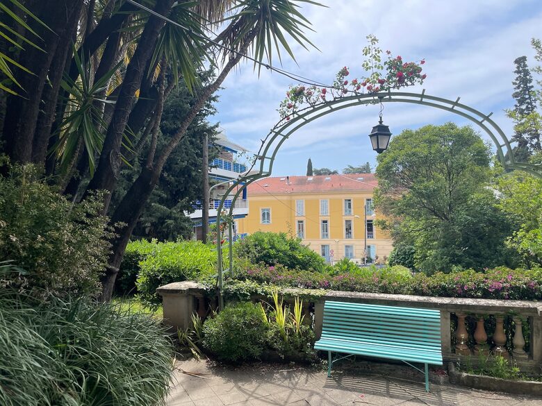 Belle Époque Restomod Apartment - Menton, France