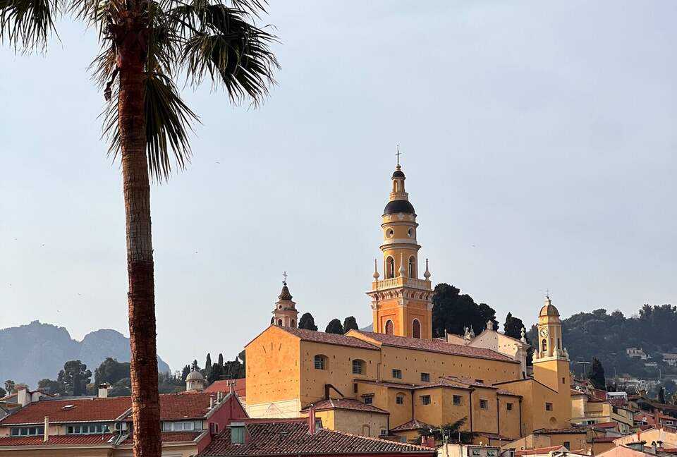 Belle Époque Restomod Apartment - Menton, France