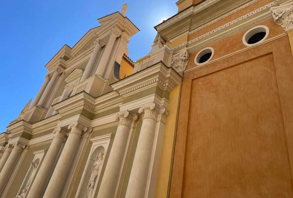 Belle Époque Restomod Apartment - Menton, France