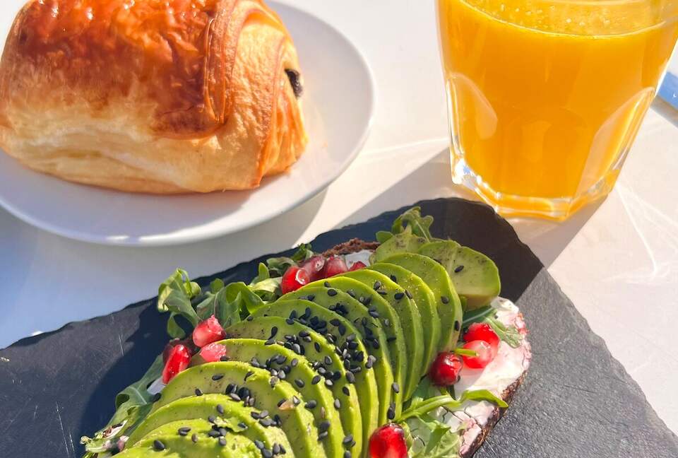Belle Époque Restomod Apartment - Menton, France