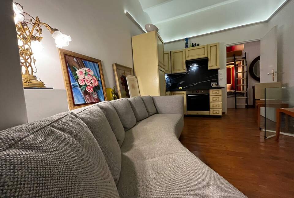 Belle Époque Restomod Apartment - Menton, France