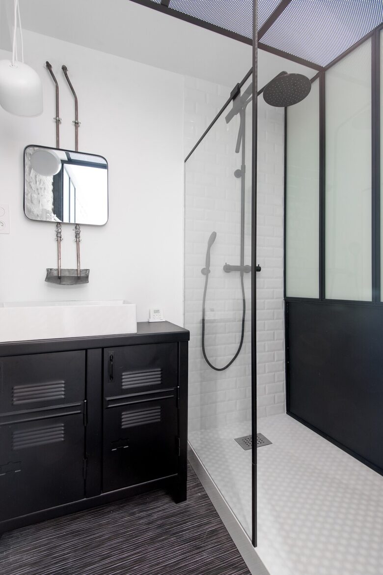 Refined Island Living on the Île de Ré - Le Bois-Plage-en-Ré, France