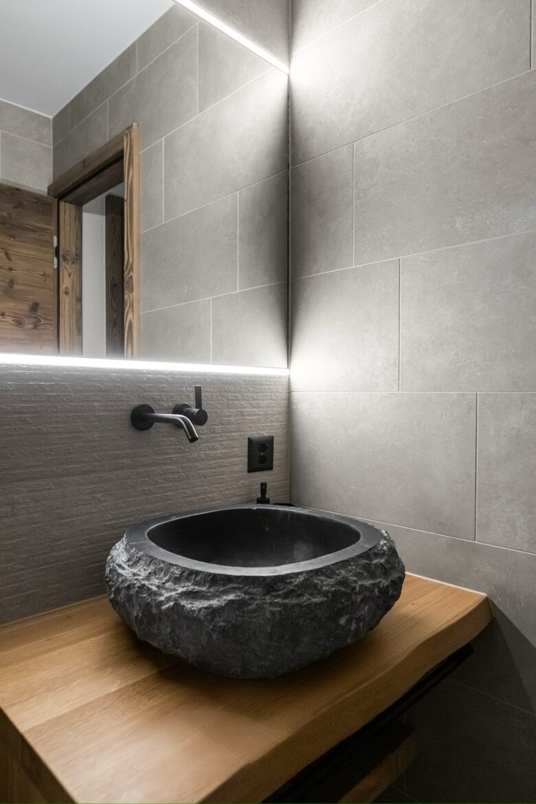 Alpine Apartment with Panoramic Alps Views - Crans-Montana, Switzerland