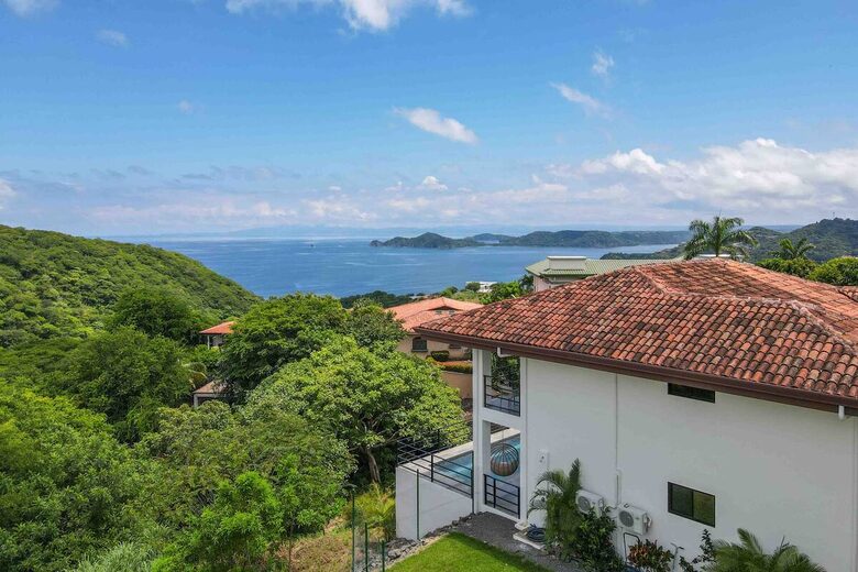 Pacific Dream Villa | Playa Hermosa Luxury - Playa Hermosa, Costa Rica