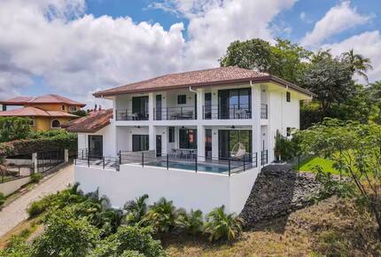 Pacific Dream Villa | Playa Hermosa Luxury - Playa Hermosa, Costa Rica
