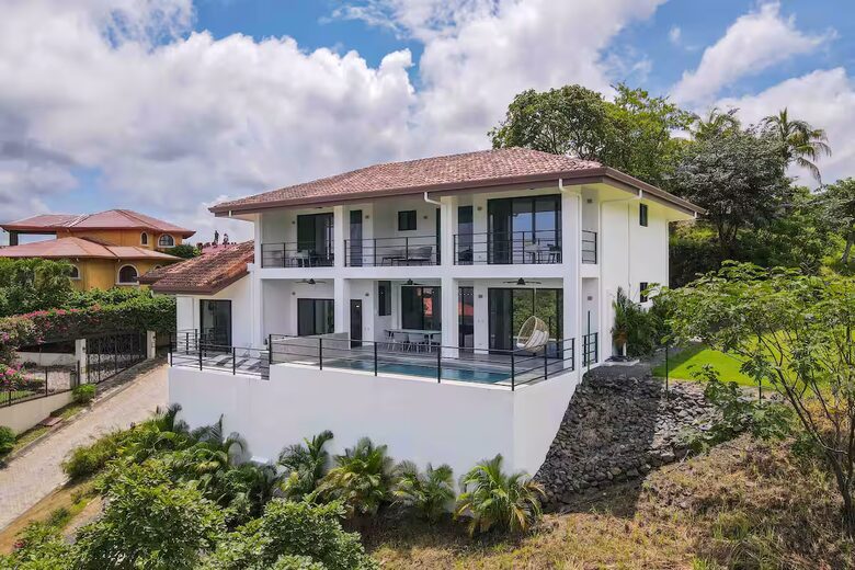 Pacific Dream Villa | Playa Hermosa Luxury - Playa Hermosa, Costa Rica