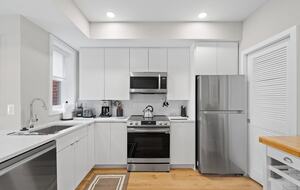 Capitol Hill Charm with Modern Comfort - Capitol Hill, Washington DC