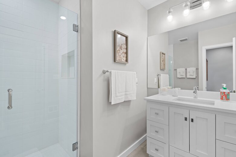 Capitol Hill Charm with Modern Comfort - Capitol Hill, Washington DC