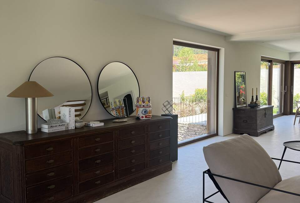 A Modern Villa with Garden Elegance - Colares, Portugal