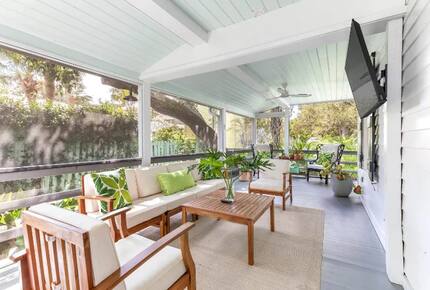 Southern Coastal Retreat on Tybee Island - Tybee Island, Georgia