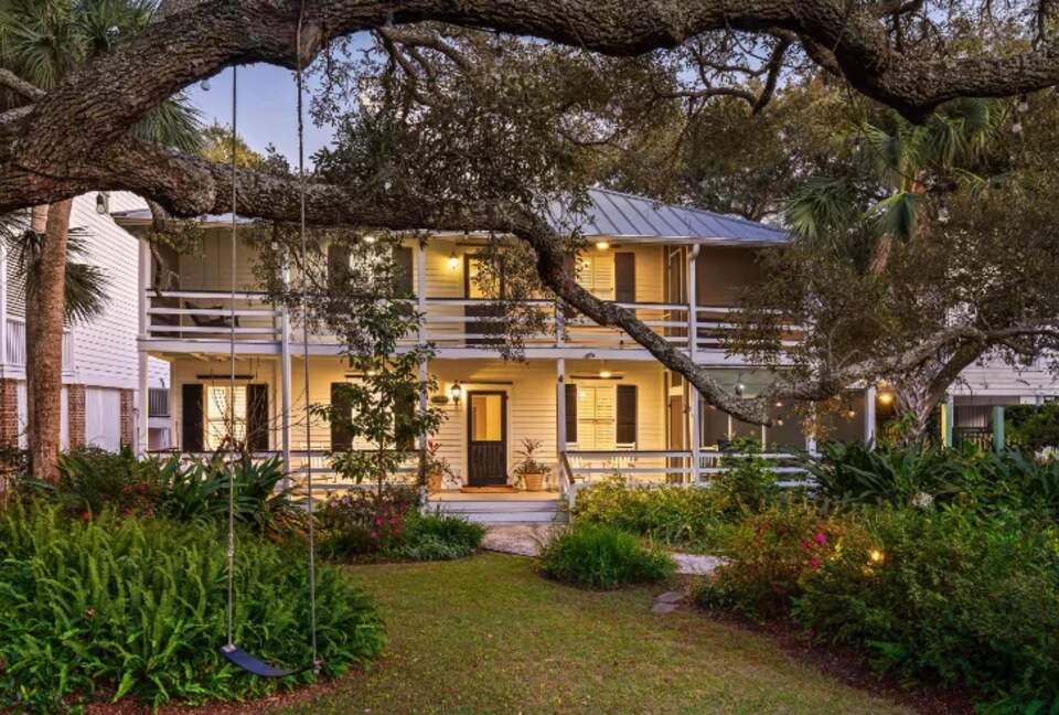 Southern Coastal Retreat on Tybee Island - Tybee Island, Georgia