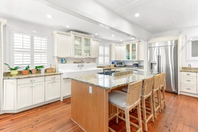 Southern Coastal Retreat on Tybee Island - Tybee Island, Georgia