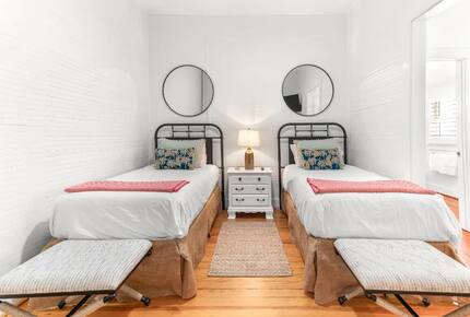 Southern Coastal Retreat on Tybee Island - Tybee Island, Georgia