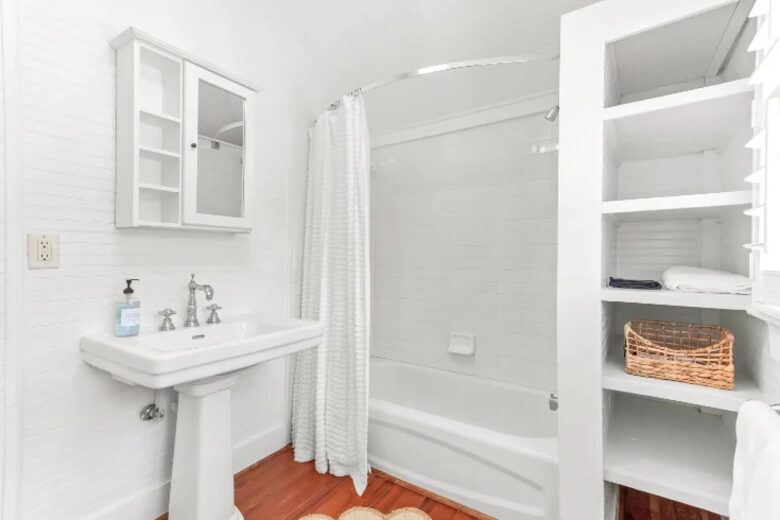 Southern Coastal Retreat on Tybee Island - Tybee Island, Georgia