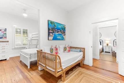 Southern Coastal Retreat on Tybee Island - Tybee Island, Georgia