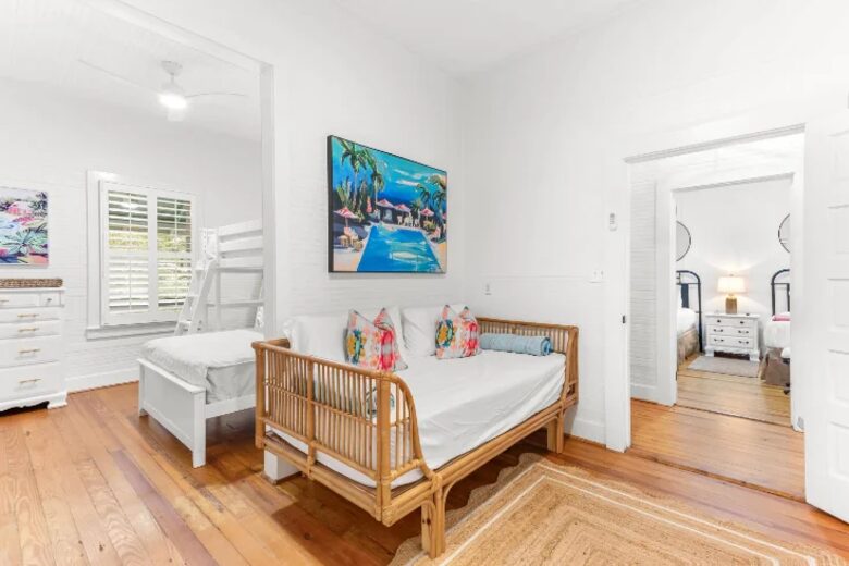 Southern Coastal Retreat on Tybee Island - Tybee Island, Georgia