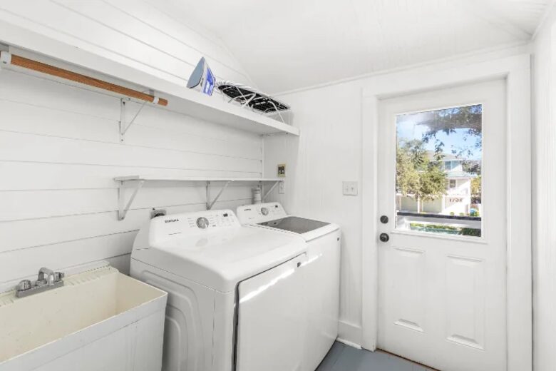 Southern Coastal Retreat on Tybee Island - Tybee Island, Georgia