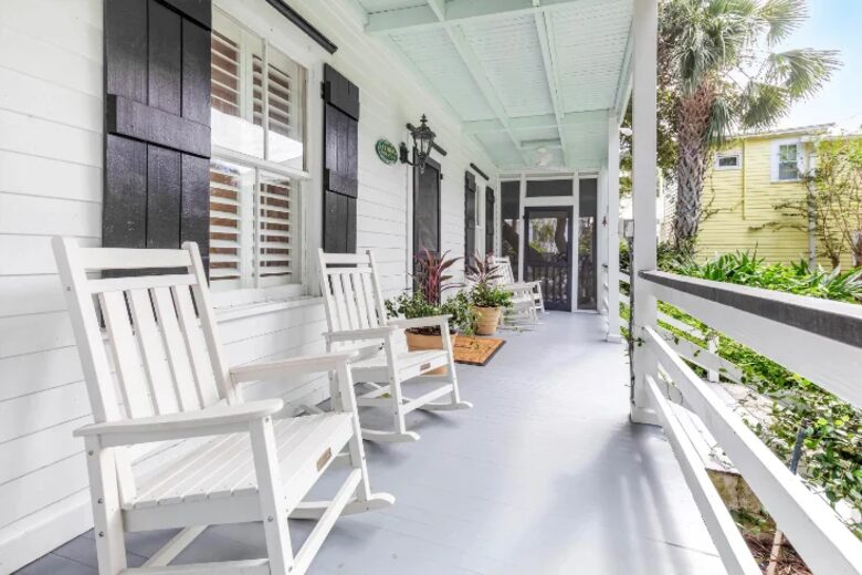 Southern Coastal Retreat on Tybee Island - Tybee Island, Georgia