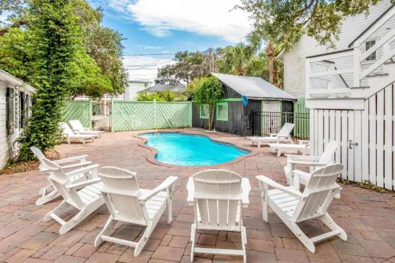 Southern Coastal Retreat on Tybee Island - Tybee Island, Georgia