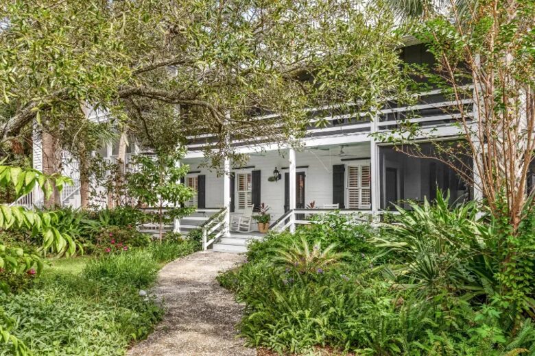 Southern Coastal Retreat on Tybee Island - Tybee Island, Georgia