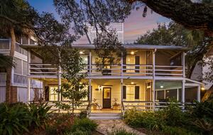 Southern Coastal Retreat on Tybee Island - Tybee Island, Georgia