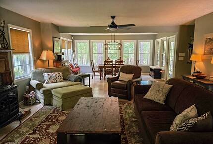 Serenity Cove Retreat - Tignall, Georgia