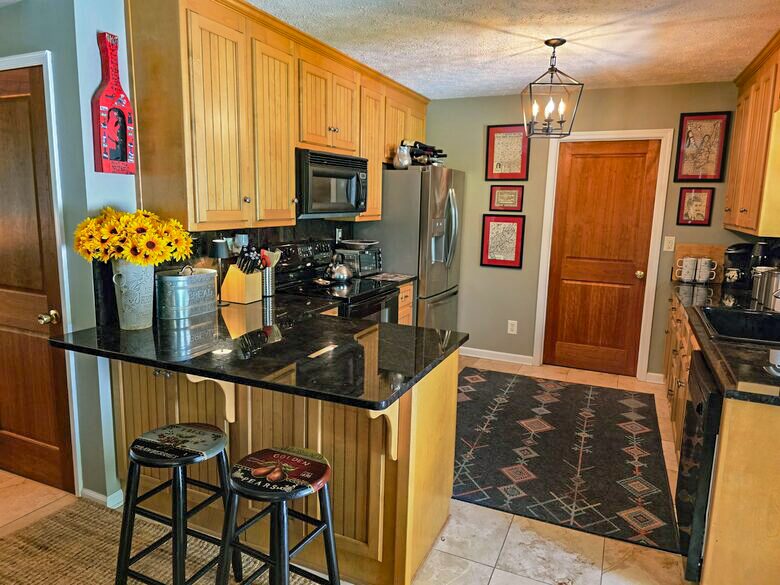 Serenity Cove Retreat - Tignall, Georgia