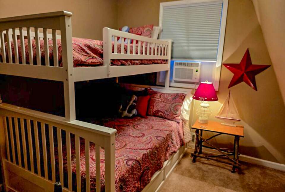 Serenity Cove Retreat - Tignall, Georgia