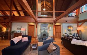 Cliffside Elegance on the Pacific - Pacific Beach, Washington