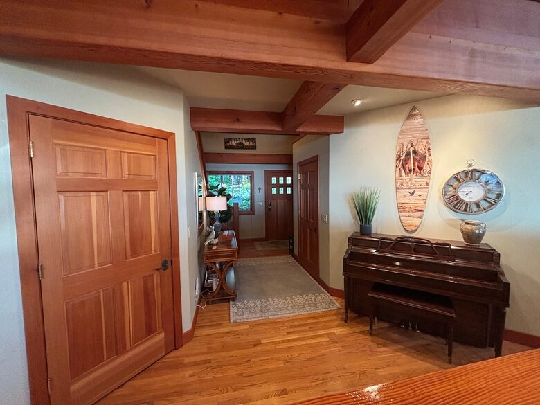 Cliffside Elegance on the Pacific - Pacific Beach, Washington