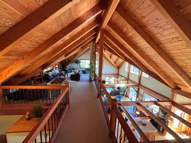 Cliffside Elegance on the Pacific - Pacific Beach, Washington