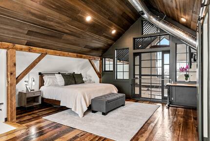 Rustic-Chic 30-Acre Retreat near Whitefish - Kalispell, Montana