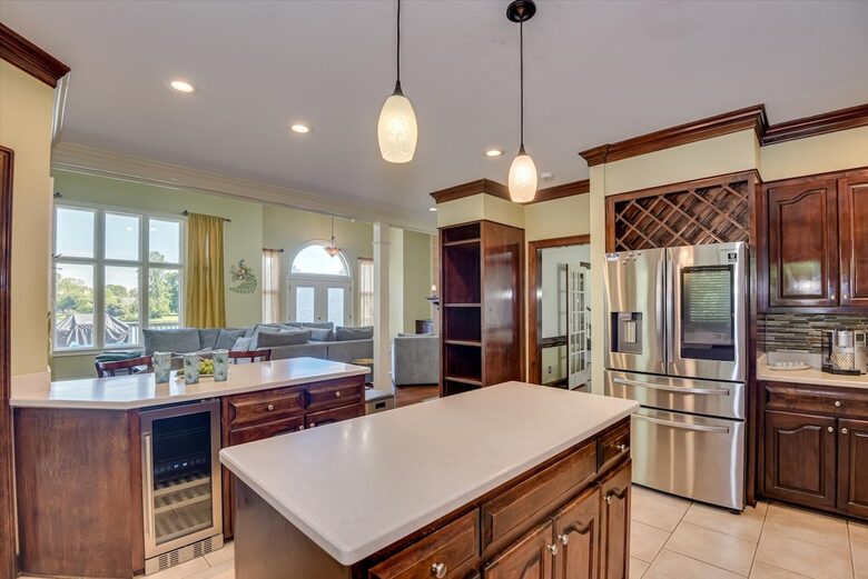 Poolside and Waterfront Bliss in Evans - Evans, Georgia