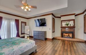 Poolside and Waterfront Bliss in Evans - Evans, Georgia