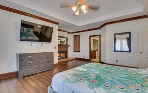 Poolside and Waterfront Bliss in Evans - Evans, Georgia