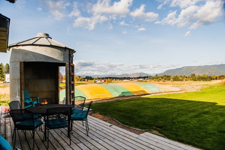 Rustic-Chic 30-Acre Retreat near Whitefish - Kalispell, Montana