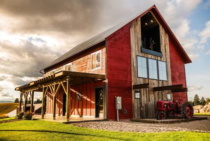 Rustic-Chic 30-Acre Retreat near Whitefish - Kalispell, Montana