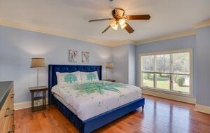 Poolside and Waterfront Bliss in Evans - Evans, Georgia