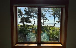 Cliffside Elegance on the Pacific - Pacific Beach, Washington