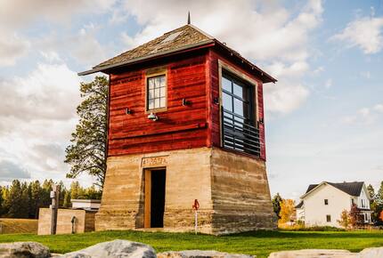 Rustic-Chic 30-Acre Retreat near Whitefish - Kalispell, Montana