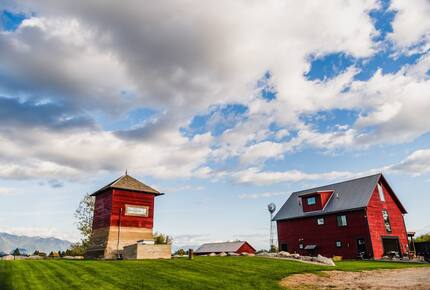 Rustic-Chic 30-Acre Retreat near Whitefish - Kalispell, Montana