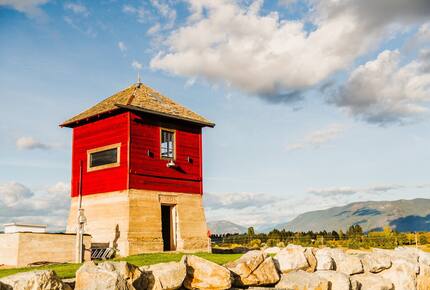 Rustic-Chic 30-Acre Retreat near Whitefish - Kalispell, Montana