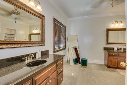 Poolside and Waterfront Bliss in Evans - Evans, Georgia