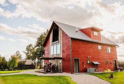 Rustic-Chic 30-Acre Retreat near Whitefish - Kalispell, Montana